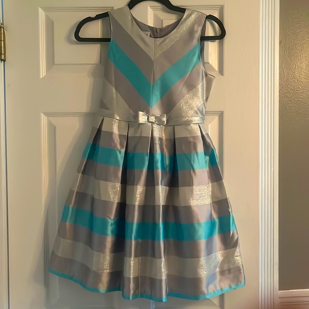 Girls Bonnie Jean fancy dress.